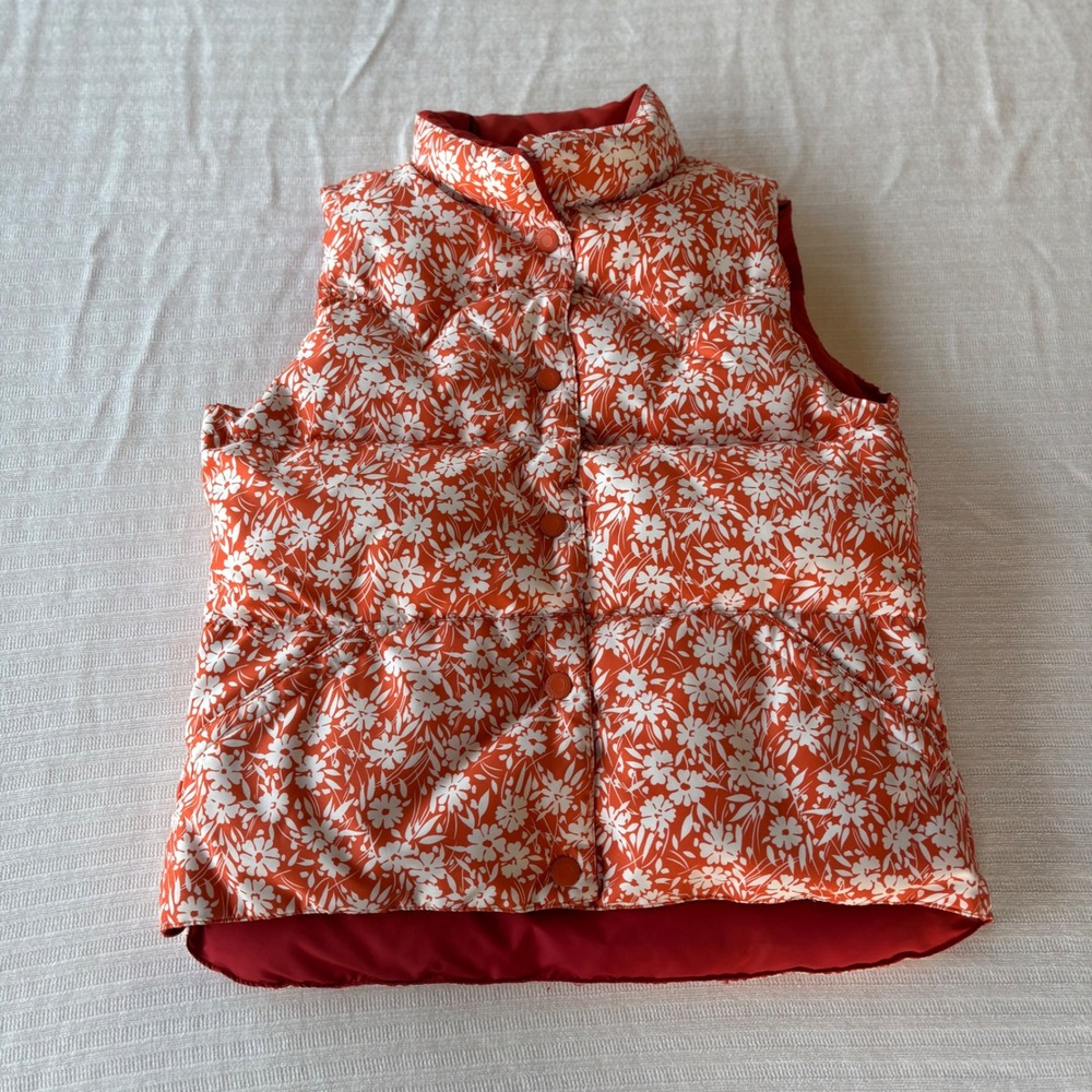 American Eagle Reversible Down Puffer Vest Red Floral‎ Print Womens Medium